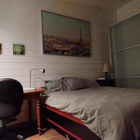 House In Menilmontant * Paris